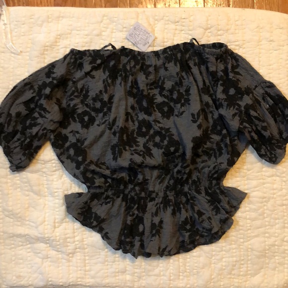 NWT Free People Off The Shoulder Top - Picture 7 of 7